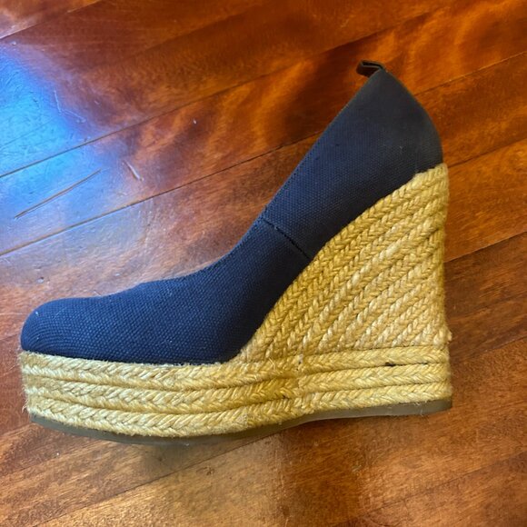 Aldo blue wedge/platform pump size & - Picture 3 of 5